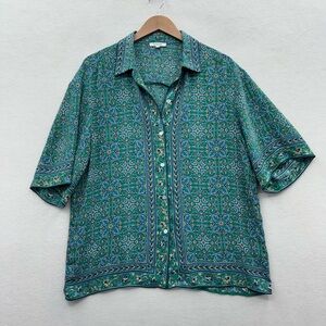 Max Studio Women’s Large Green Floral Retro Short Sleeve Button-up